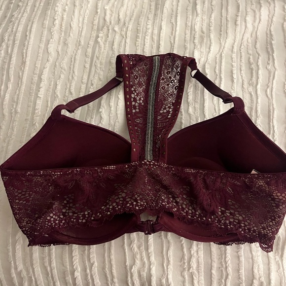 #281 Victoria Secret Racerback Bra - Picture 2 of 3